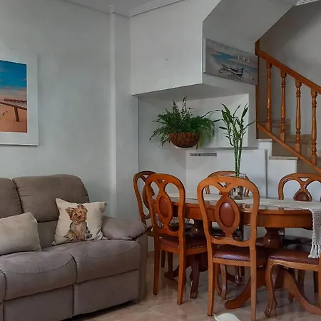 מלון 4 Persons, Terrace, Y Swimming Pool טורבייחה