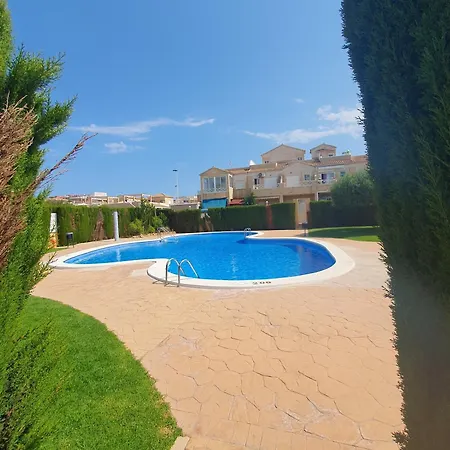 מלון 4 Persons, Terrace, Y Swimming Pool