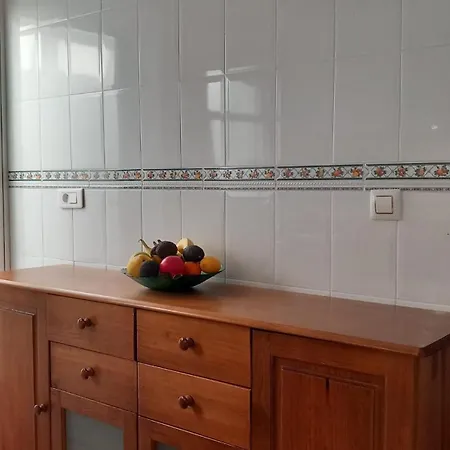 מלון 4 Persons, Terrace, Y Swimming Pool טורבייחה